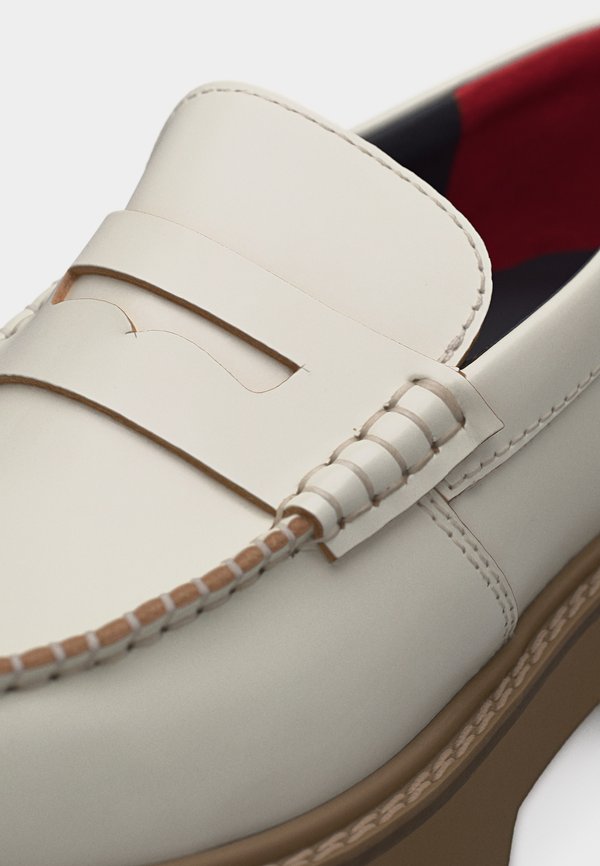 Tommy Jeans ARCHIVE LEATHER CHUNKY CLEAT LOAFERS