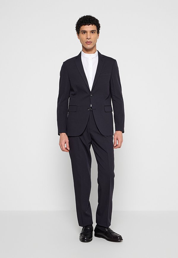 Lindbergh RELAXED FIT