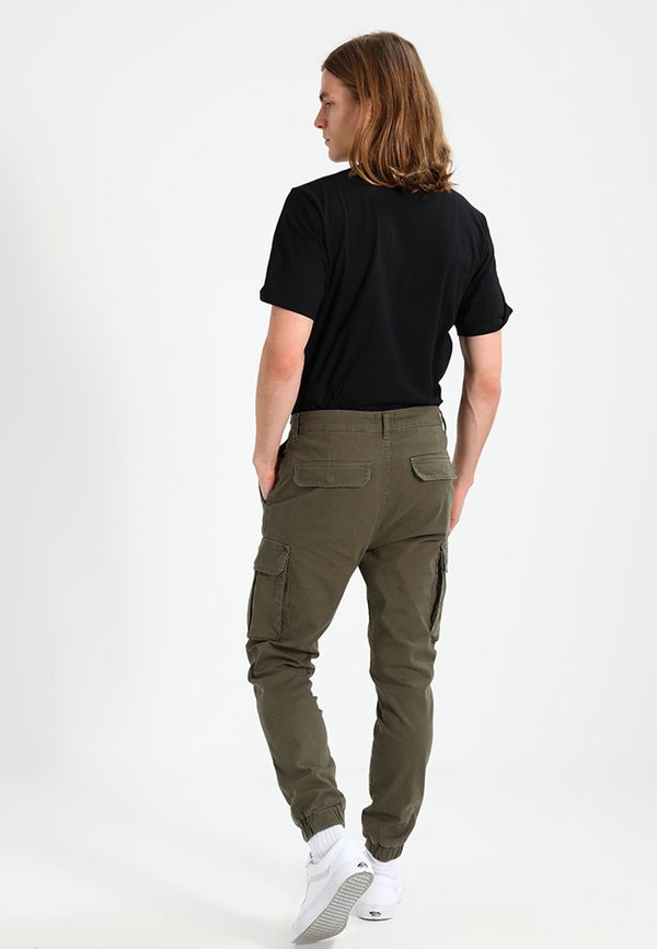 Pier One by Zalando