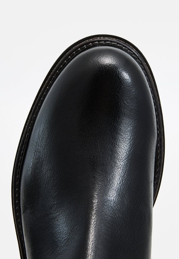 Pollini