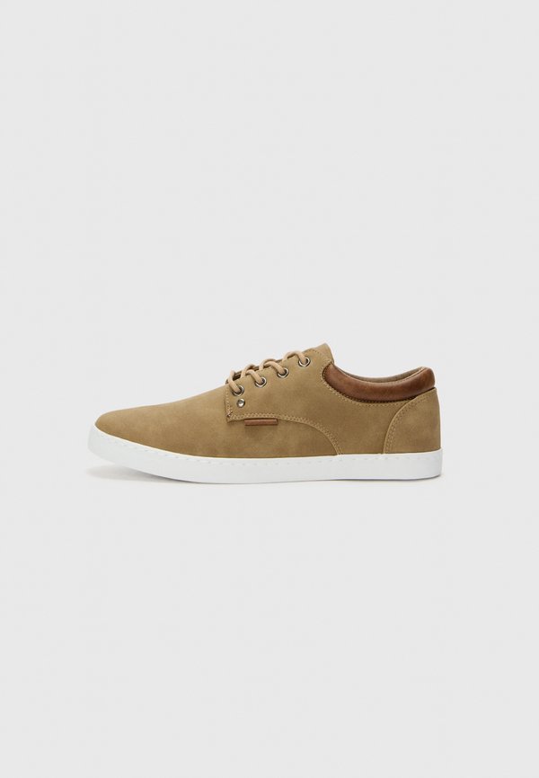 Pier One by Zalando