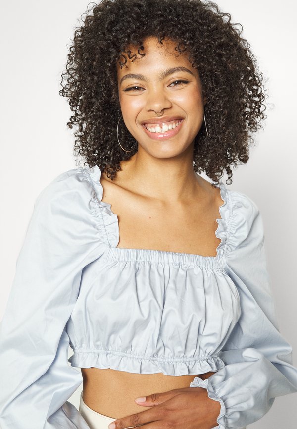 NA-KD SHIRRED CROP