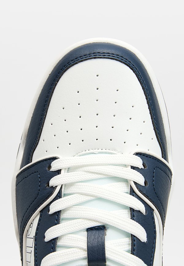 Ellesse VISTA
