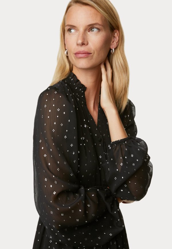 Marks & Spencer
