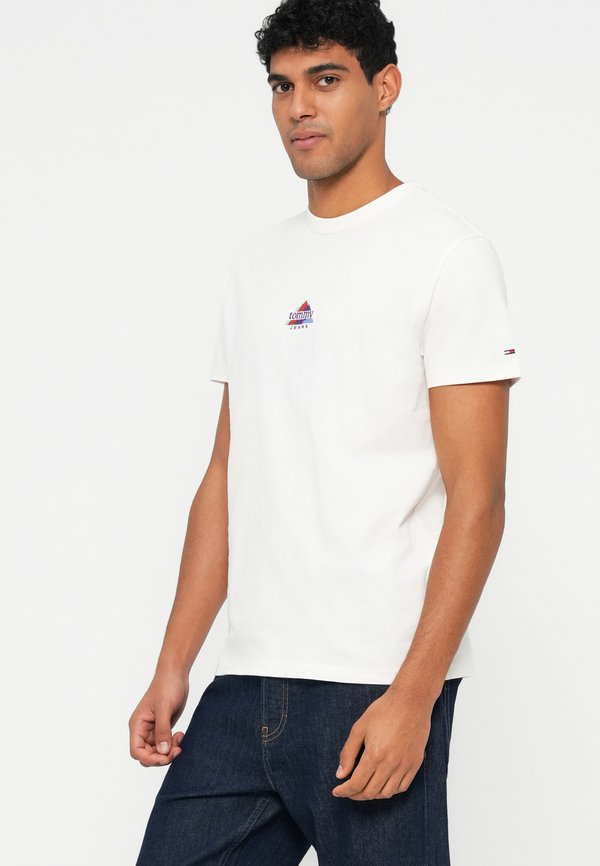 Tommy Jeans MOUNTAIN LOGO EMBROIDERY JERSEY T-SHIRT