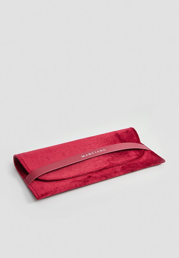 MARCIANO BY GUESS