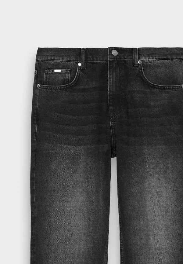 EIGHTYFIVE DISTRESSED