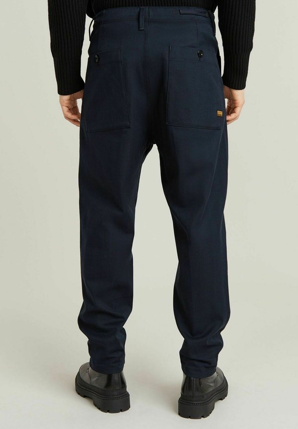 G-STAR PLEATED CHINO RELAXED TAPERED