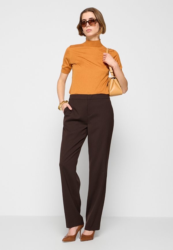 TWINSET