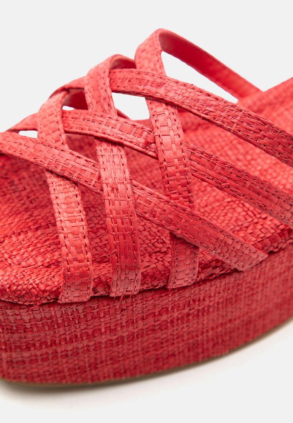Loeffler Randall CHANNING PLATFORM