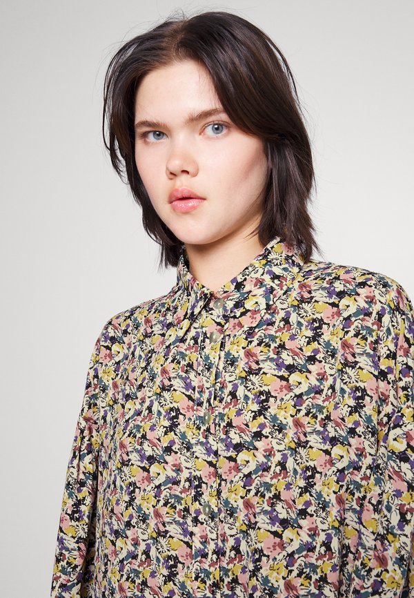 Molly Bracken LADIES DRESS