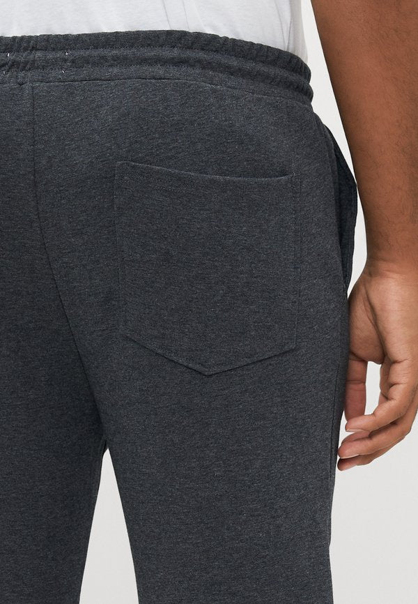 Pier One by Zalando