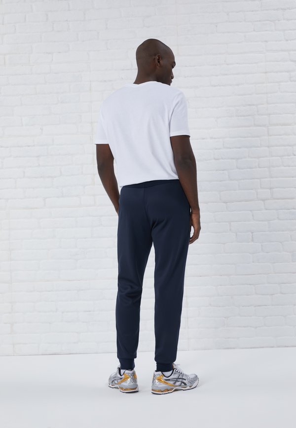Pier One by Zalando