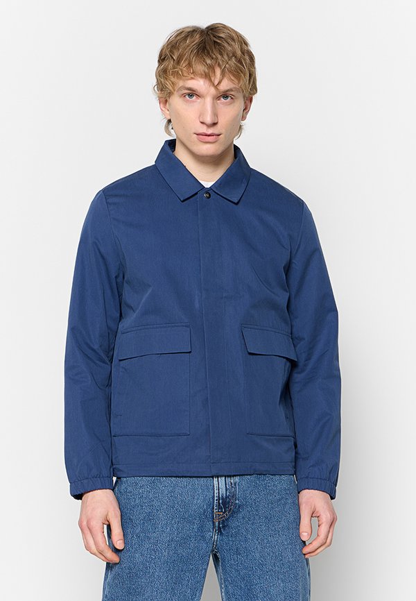 Calvin Klein REGULAR FIT