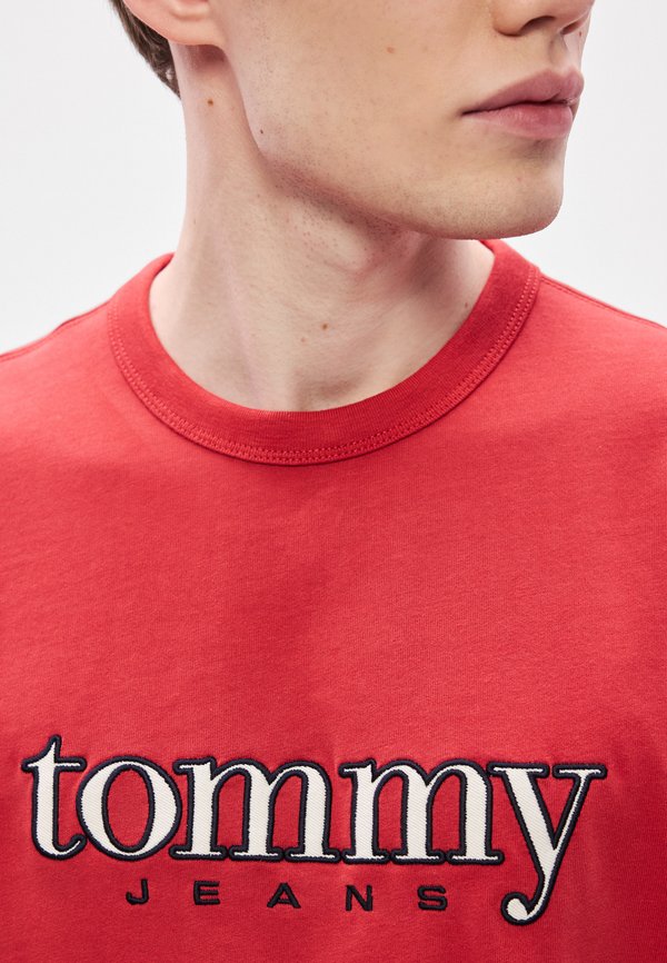 Tommy Jeans LOGO APPLIQUÉ JERSEY T-SHIRT