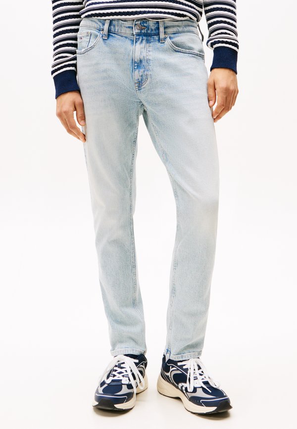 Tommy Jeans AUSTIN SLIM