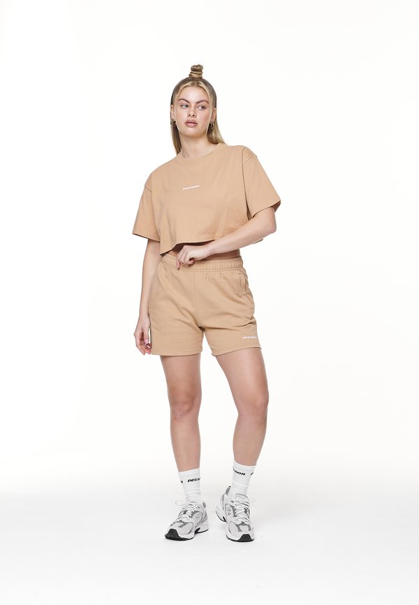 Pegador LAYLA CROPPED TEE