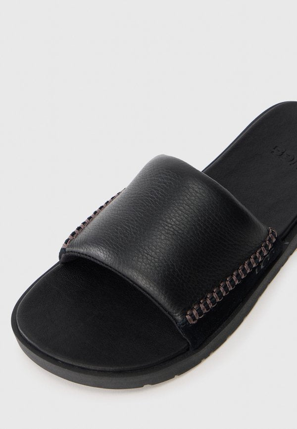 UGG SEASIDE II