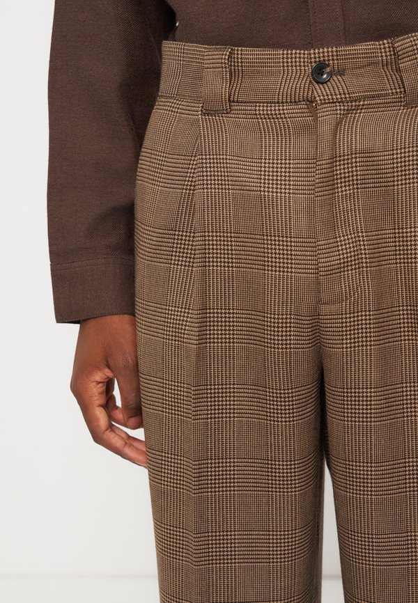 Scotch & Soda