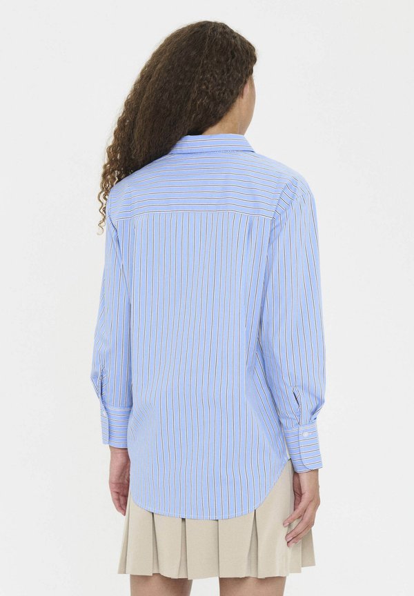 Saint Tropez SZButton down