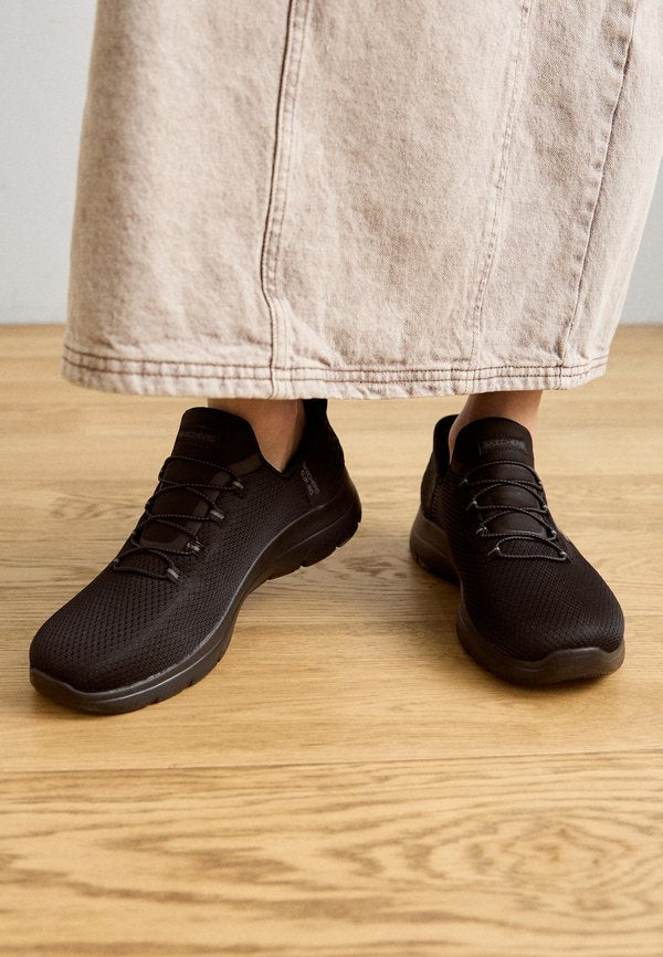 Skechers SUMMITS WIDE FIT - Trainers - black/gunmetal