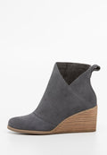 TOMS SUTTON