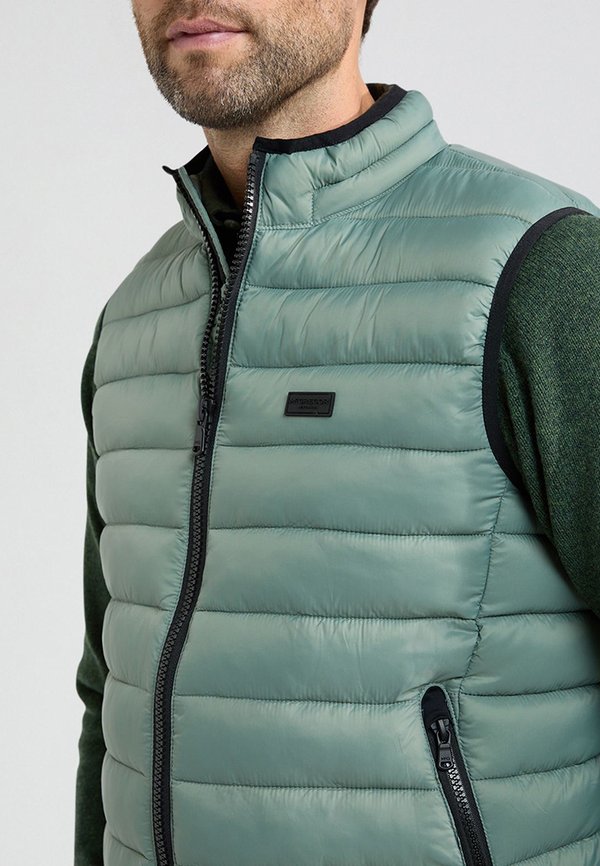 McGregor BODYWARMERS