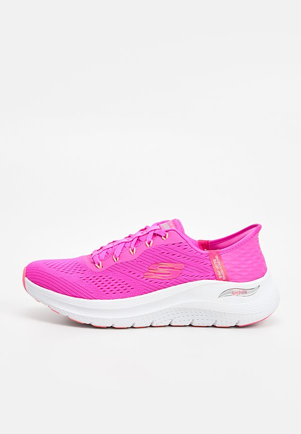 Skechers