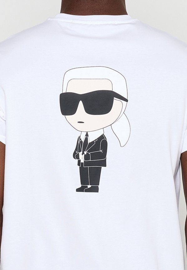 KARL LAGERFELD