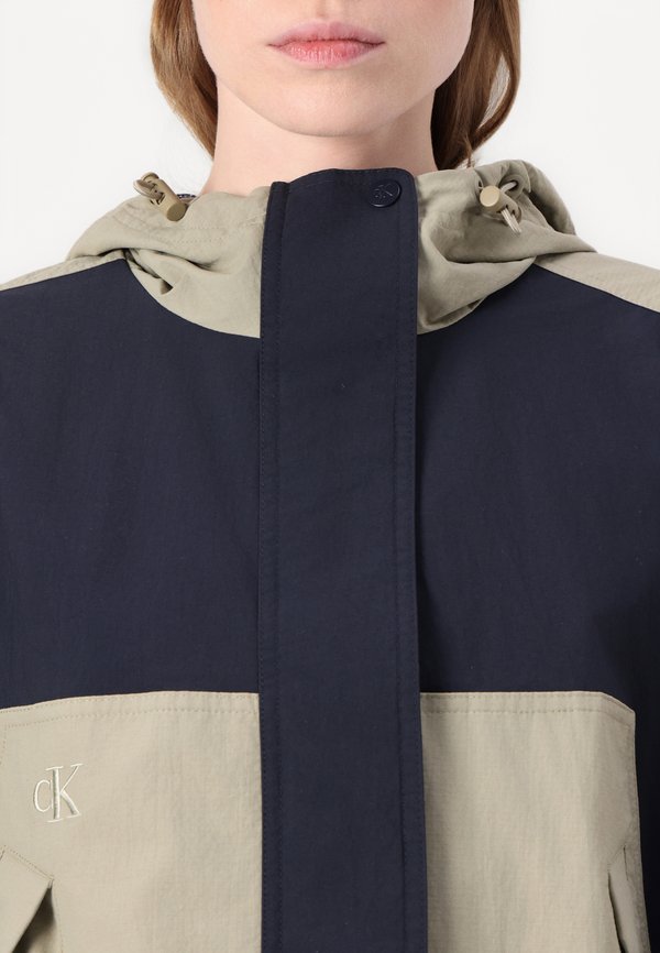 Calvin Klein Jeans RIBSTOP SHORT JACKET