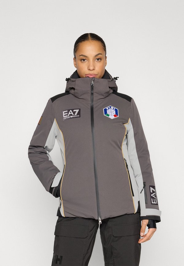 EA7 Emporio Armani
