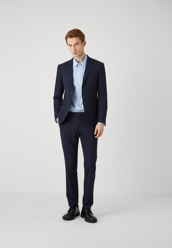 Isaac Dewhirst BASIC PLAIN SUIT SET
