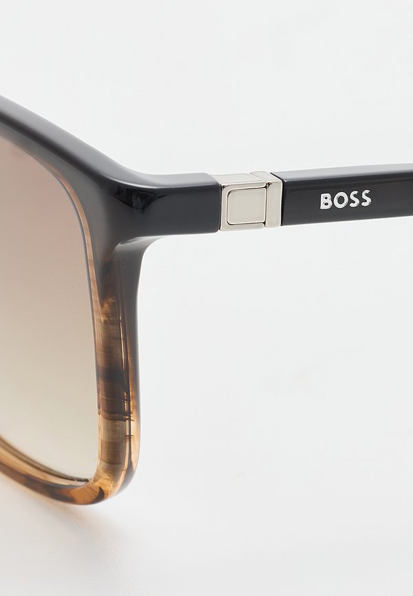 BOSS