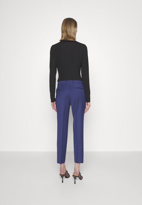 Filippa K EMMA CROPPED TROUSER