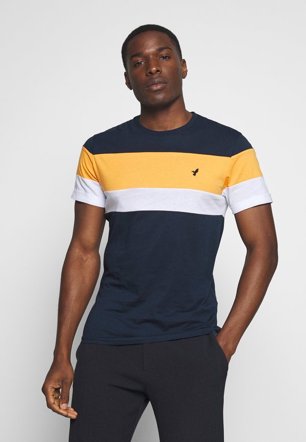 Pier One by Zalando COLOUR BLOCK EMBROIDERY T-SHIRT