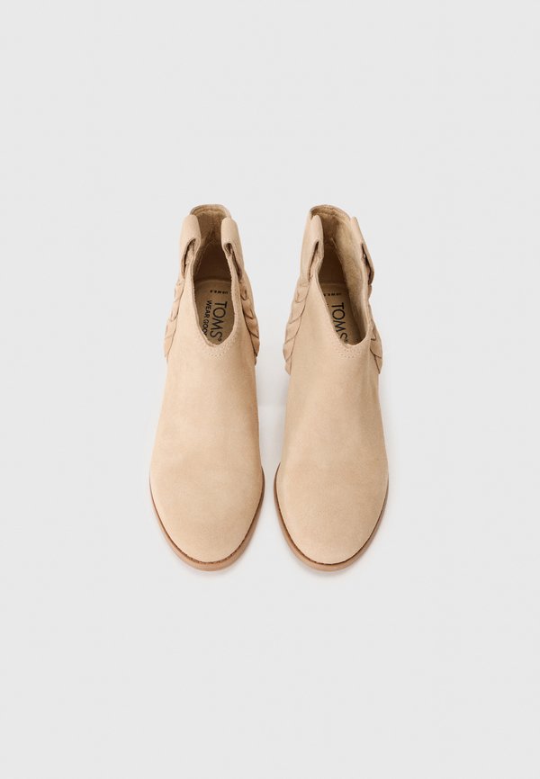 TOMS CONSTANCE