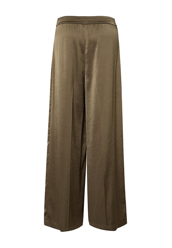 RIANI WIDE FIT