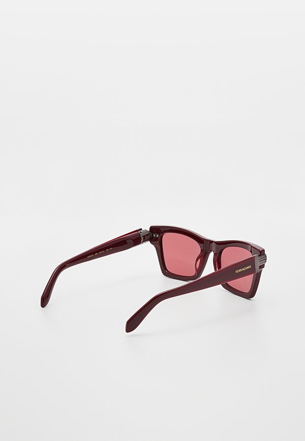 FERRAGAMO