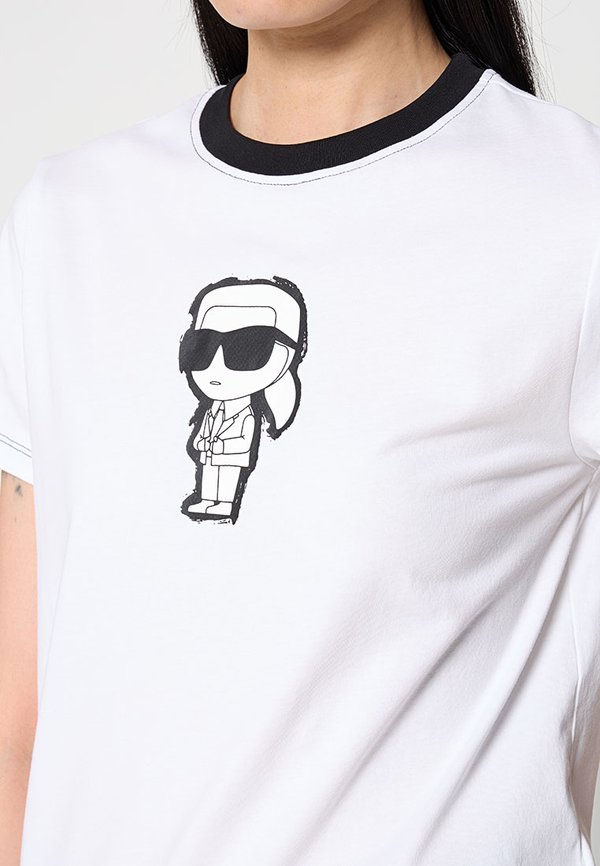 KARL LAGERFELD