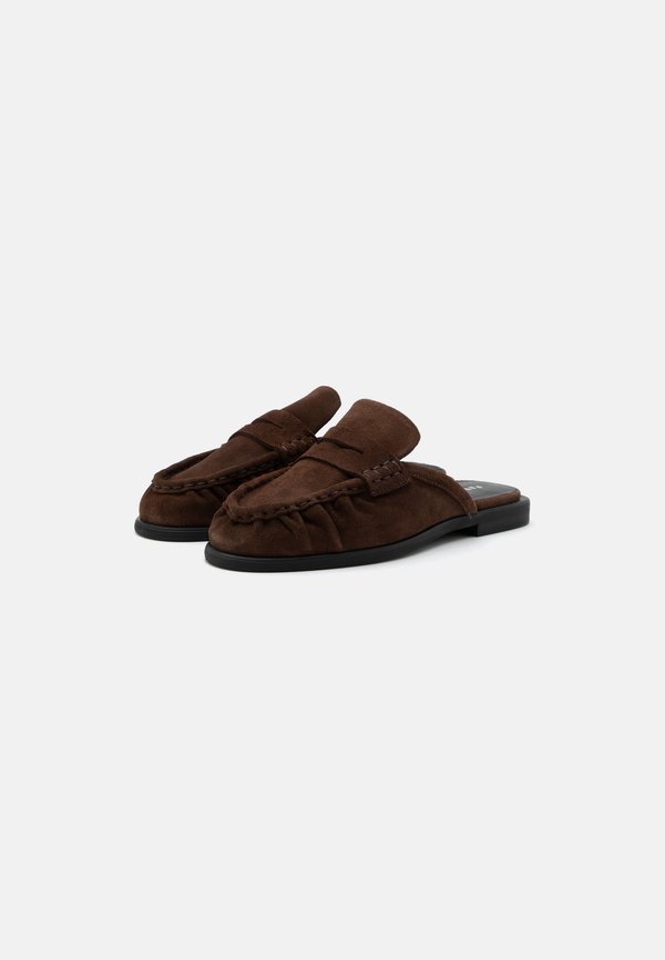 Pavement PAELMIRA MULE