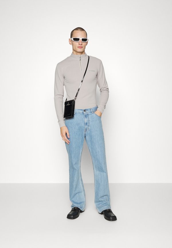 Han Kjøbenhavn LOGO HALF ZIP SHARP LONG SLEEVE