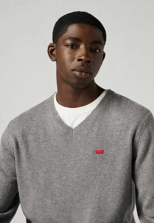 Levi's® V NECK MID TONE