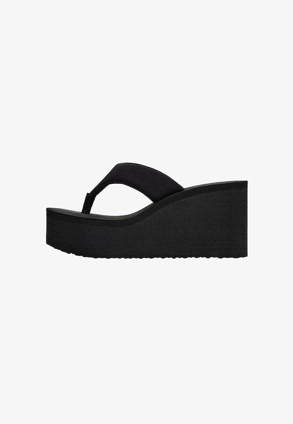 Bershka QUILTED - T-bar sandals - black