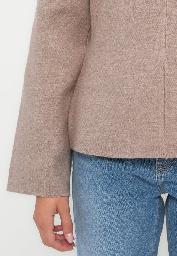 ONLY ONLSERENA V NECK