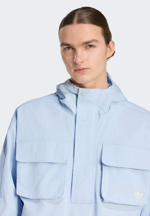 adidas Originals BRITCORE