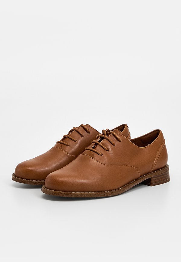 Clarks HANA