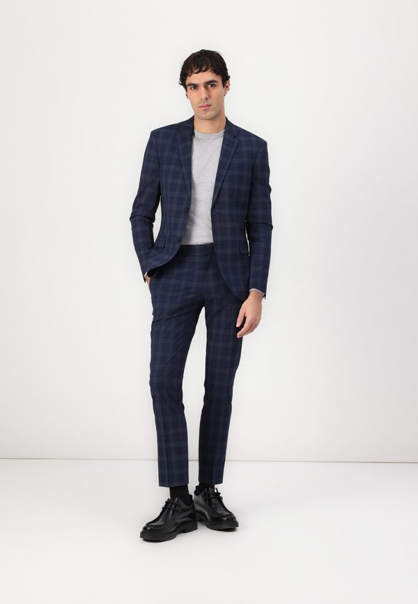 Isaac Dewhirst NOTCH SLIM SLUIT