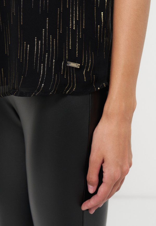 Armani Exchange