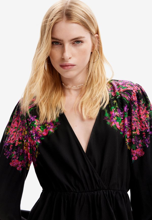 Desigual DIGITAL FLORAL WRAP
