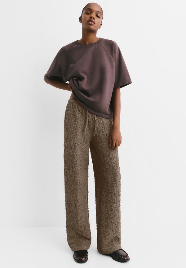 PULL&BEAR
